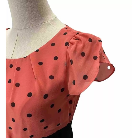 Coral and black dress with polka dot detail, size 4 petite - Picture 4 of 5